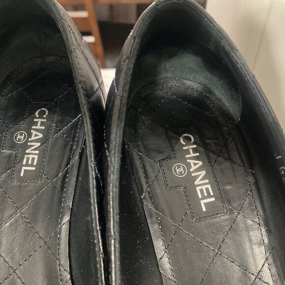 CHANEL Black Quilted Leather Interlocking CC Logo size 8.5 - Picture 3 of 7